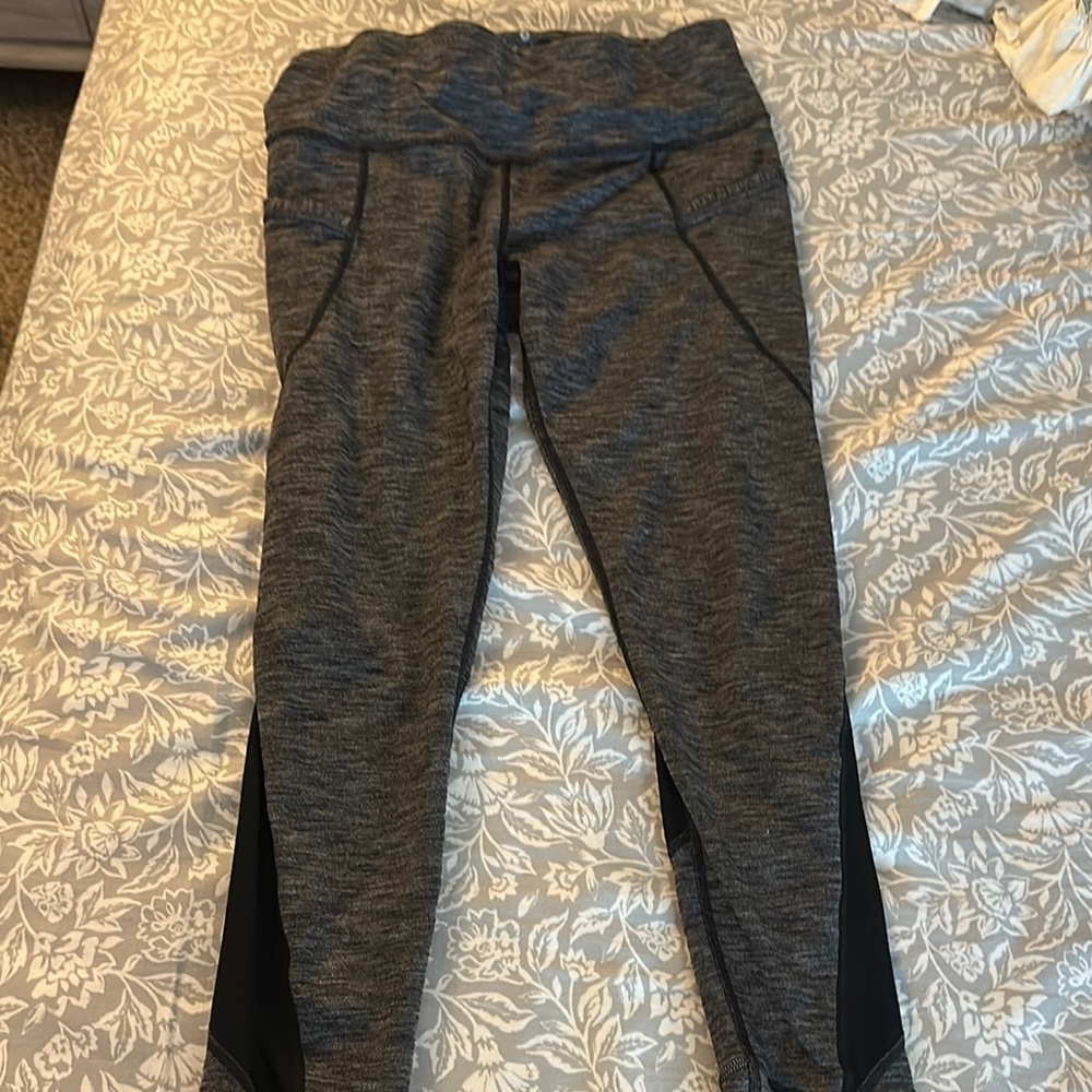 Athleta Gray and Black Leggings for Active Wear